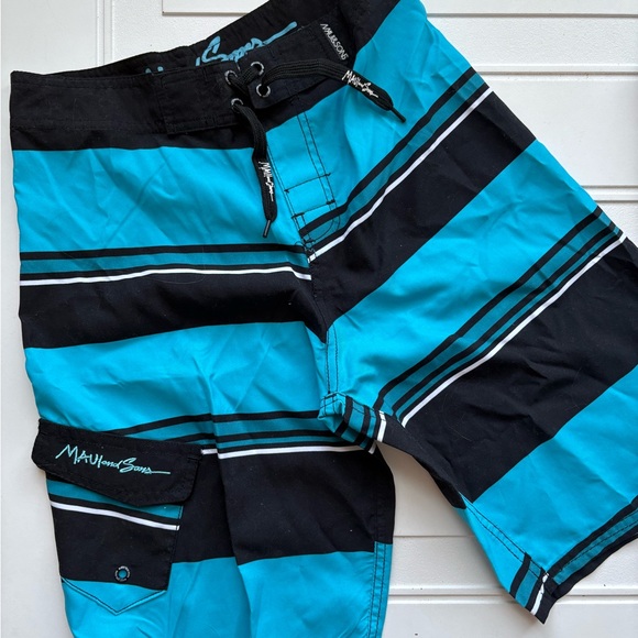 NWT Boys Set of Two Board Shorts Size 12 - Picture 2 of 8